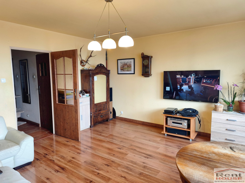 4 pokoje, balkon, piwnica (3)