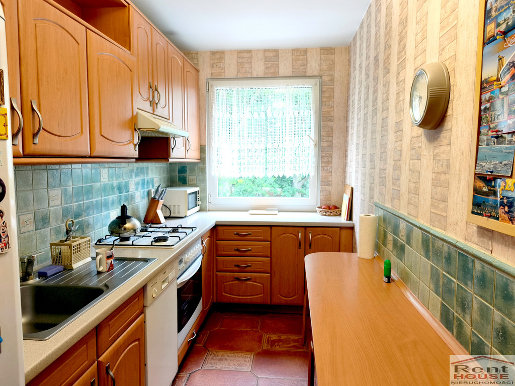 4 pokoje, balkon, piwnica (10)