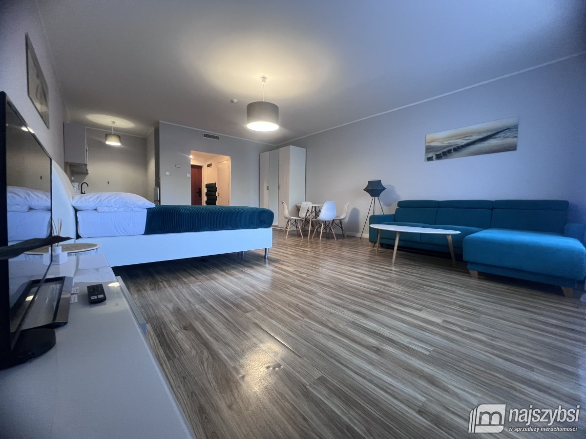 KOŁOBRZEG-APARTAMENT 45,70m2-500m OD MORZA OKAZJA! (1)