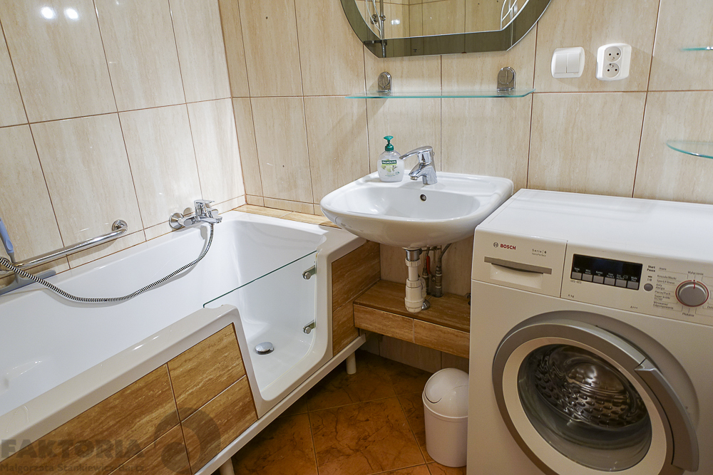 Pomorzany 4 pokoje, 74,59 m2, balkon IV p. widok, (12)