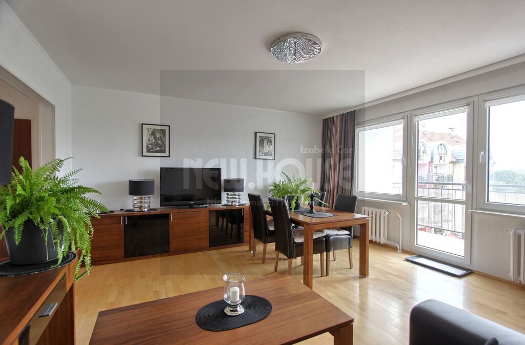 Wysoki standard, dobry rozkład! Balkon, piwnica (1)