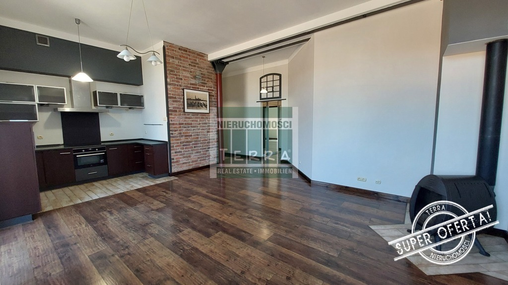 APARTAMENT + MIEJSCE POSTOJOWE W GARAŻU (1)