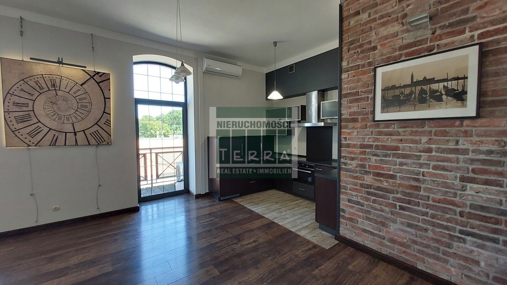 APARTAMENT + MIEJSCE POSTOJOWE W GARAŻU (3)