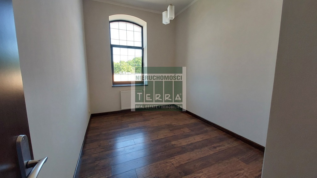 APARTAMENT + MIEJSCE POSTOJOWE W GARAŻU (9)