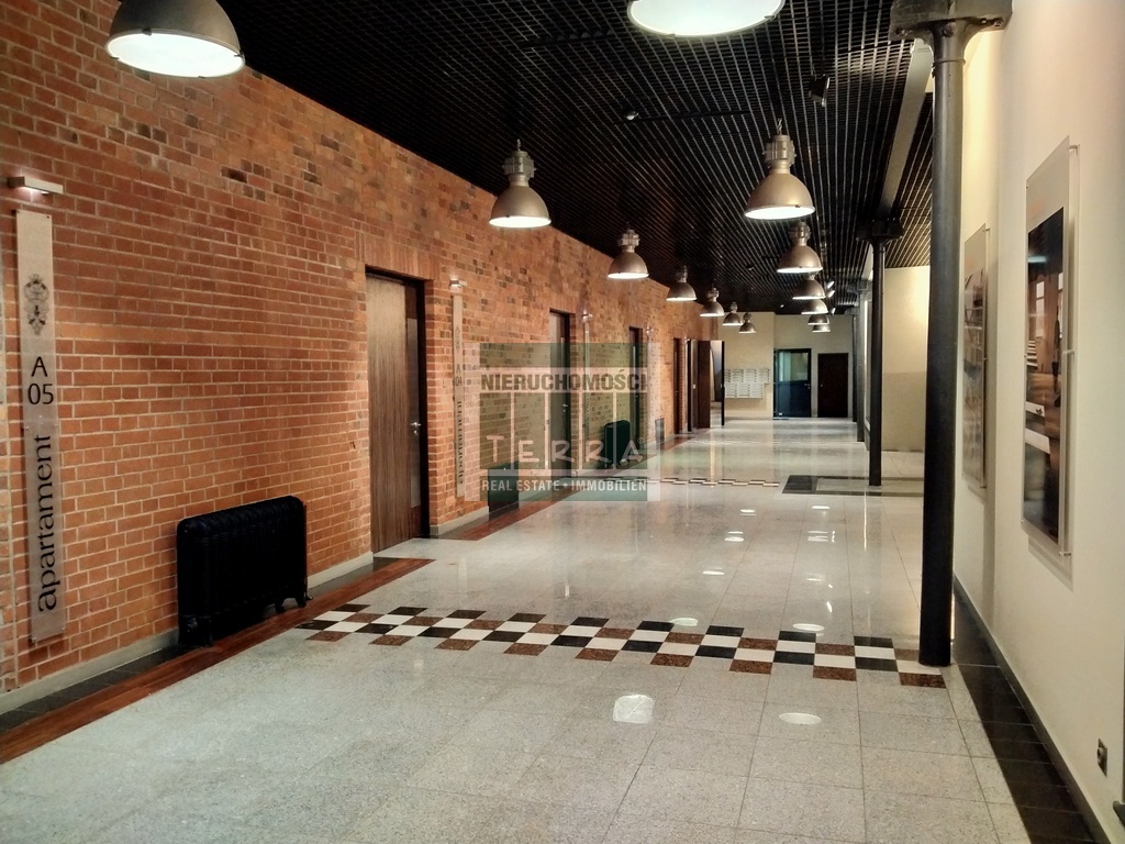 APARTAMENT + MIEJSCE POSTOJOWE W GARAŻU (10)