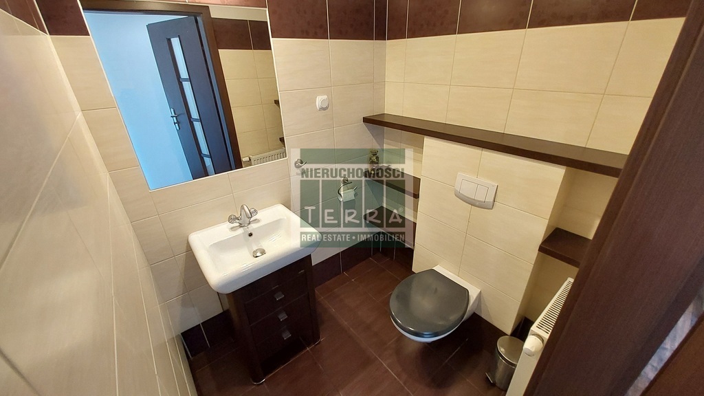 APARTAMENT + MIEJSCE POSTOJOWE W GARAŻU (16)