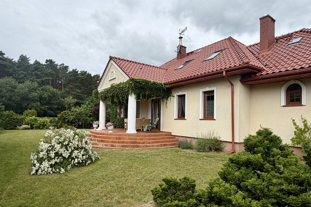 Wolno stojący, 223 m2, Rościęcino  (2)
