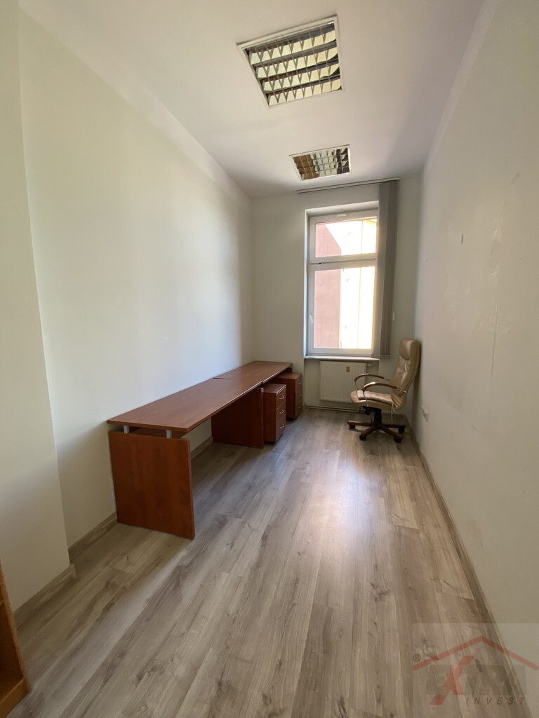 LOKAL USŁUGOWY 108 M2, AL. W. POLSKIEGO 47 (5)