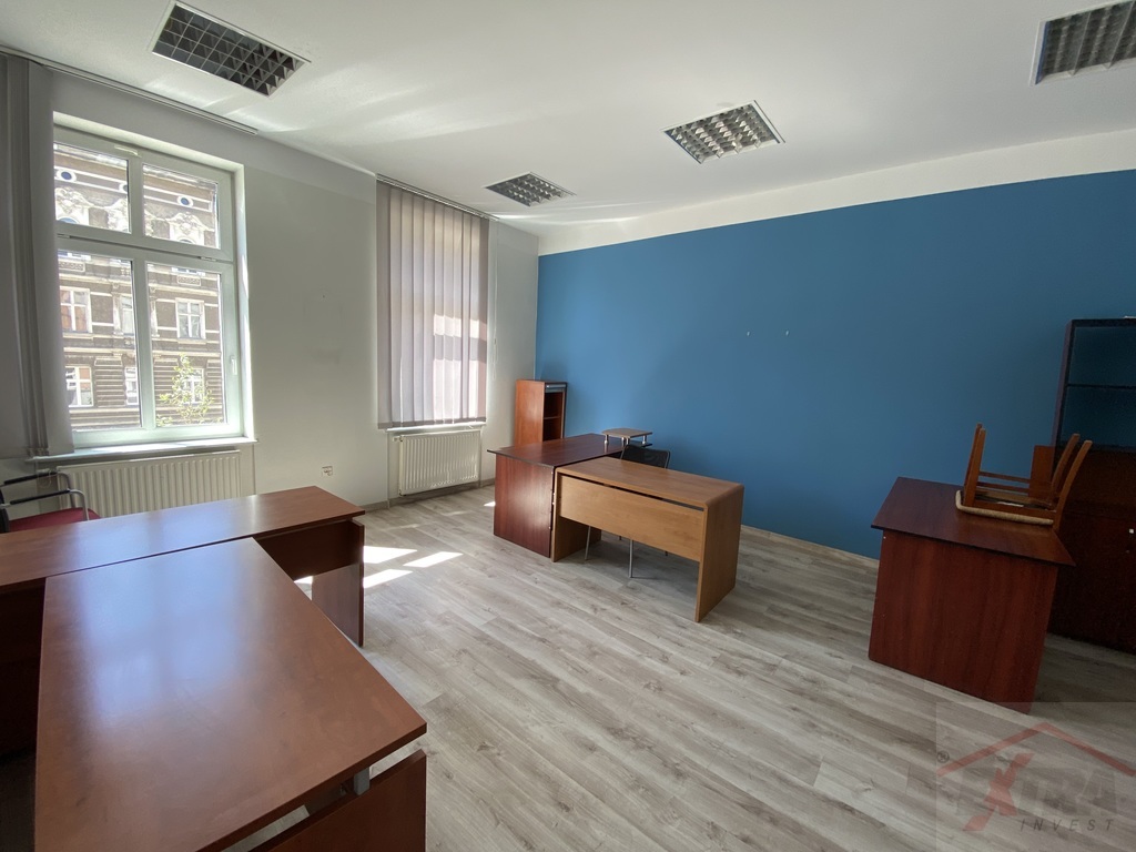 LOKAL USŁUGOWY 108 M2, AL. W. POLSKIEGO 47 (6)