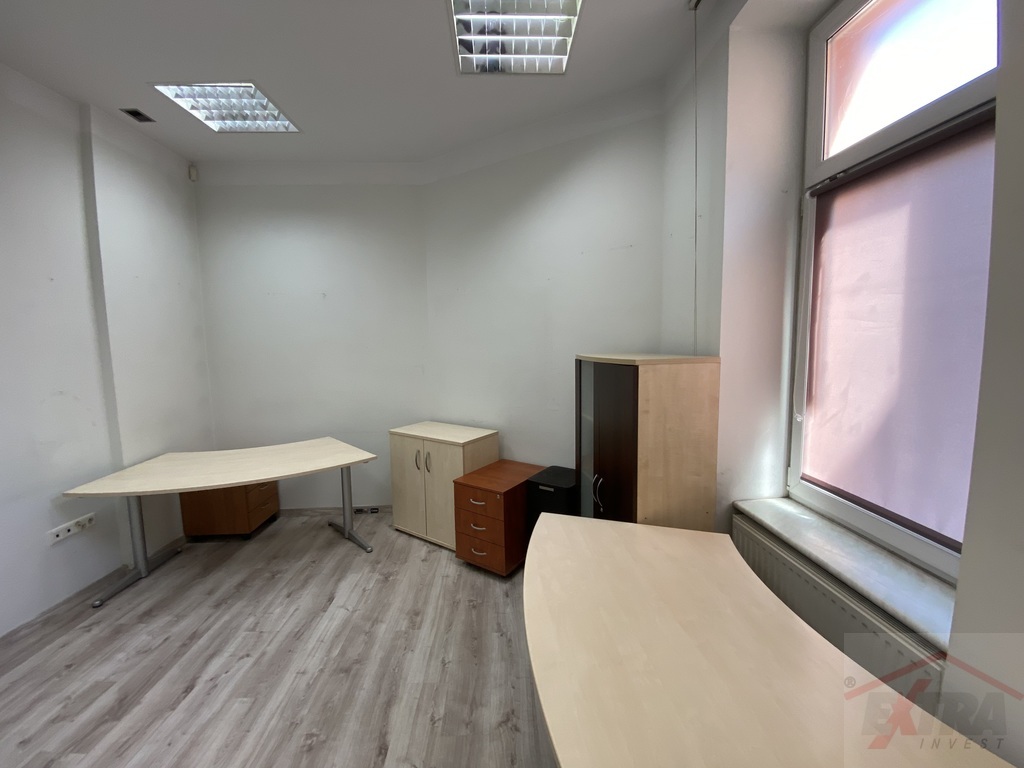 LOKAL USŁUGOWY 108 M2, AL. W. POLSKIEGO 47 (11)