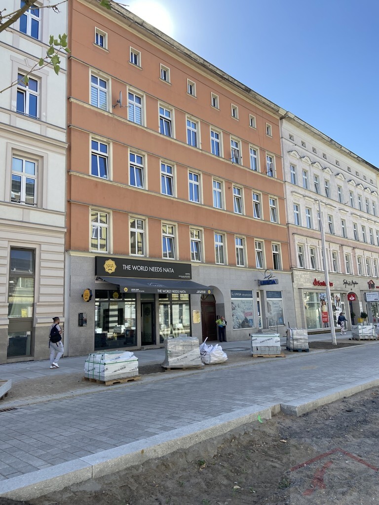 LOKAL USŁUGOWY 108 M2, AL. W. POLSKIEGO 47 (17)