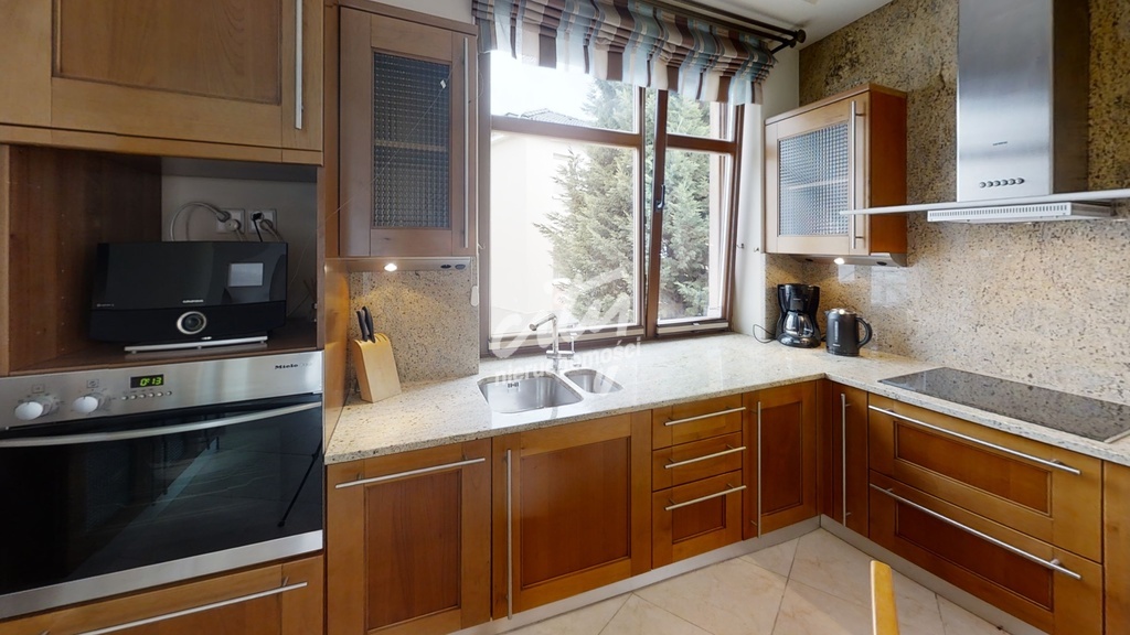 160M2, OGRÓD ZIMOWY,2XTARAS (13)