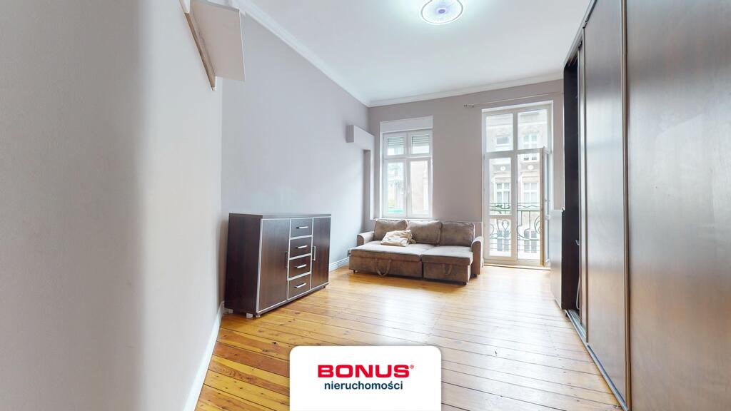 Centrum, 112,47m 3 pokojowe mieszkanie w kamienicy (9)