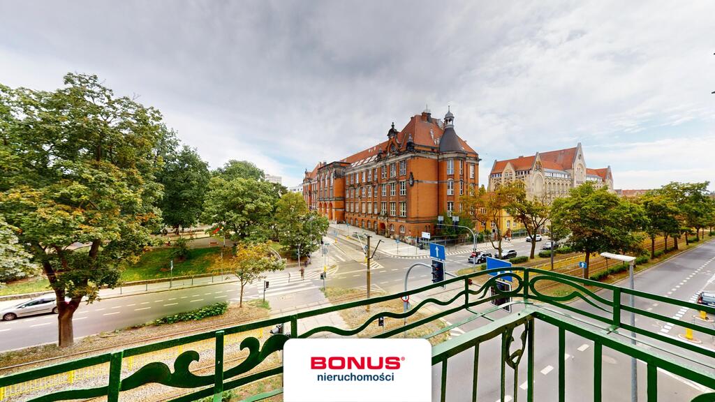 Centrum, 112,47m 3 pokojowe mieszkanie w kamienicy (21)