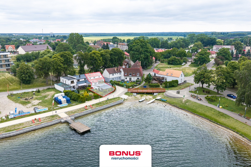 Dom przy promenadzie w Ińsku (1)