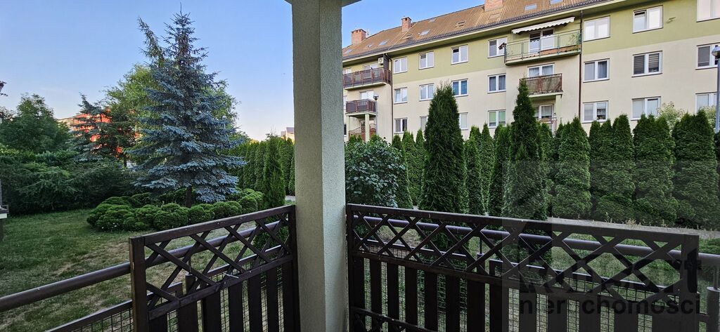 2 pokojowe mieszkanie na parterze z garażem (12)