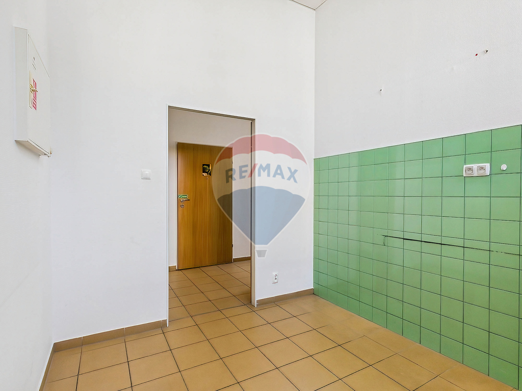 Lokal 102 m2 na wynajem: ścisłe centrum Koszalina! (11)