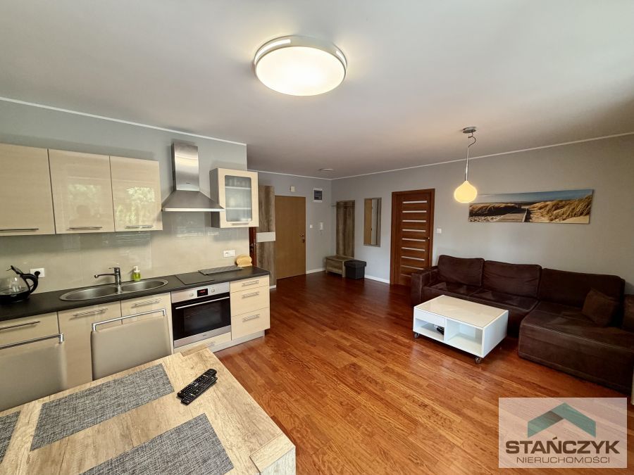 Uroczy Apartament 53,20 m2 - balkon - 300 m do pla (1)