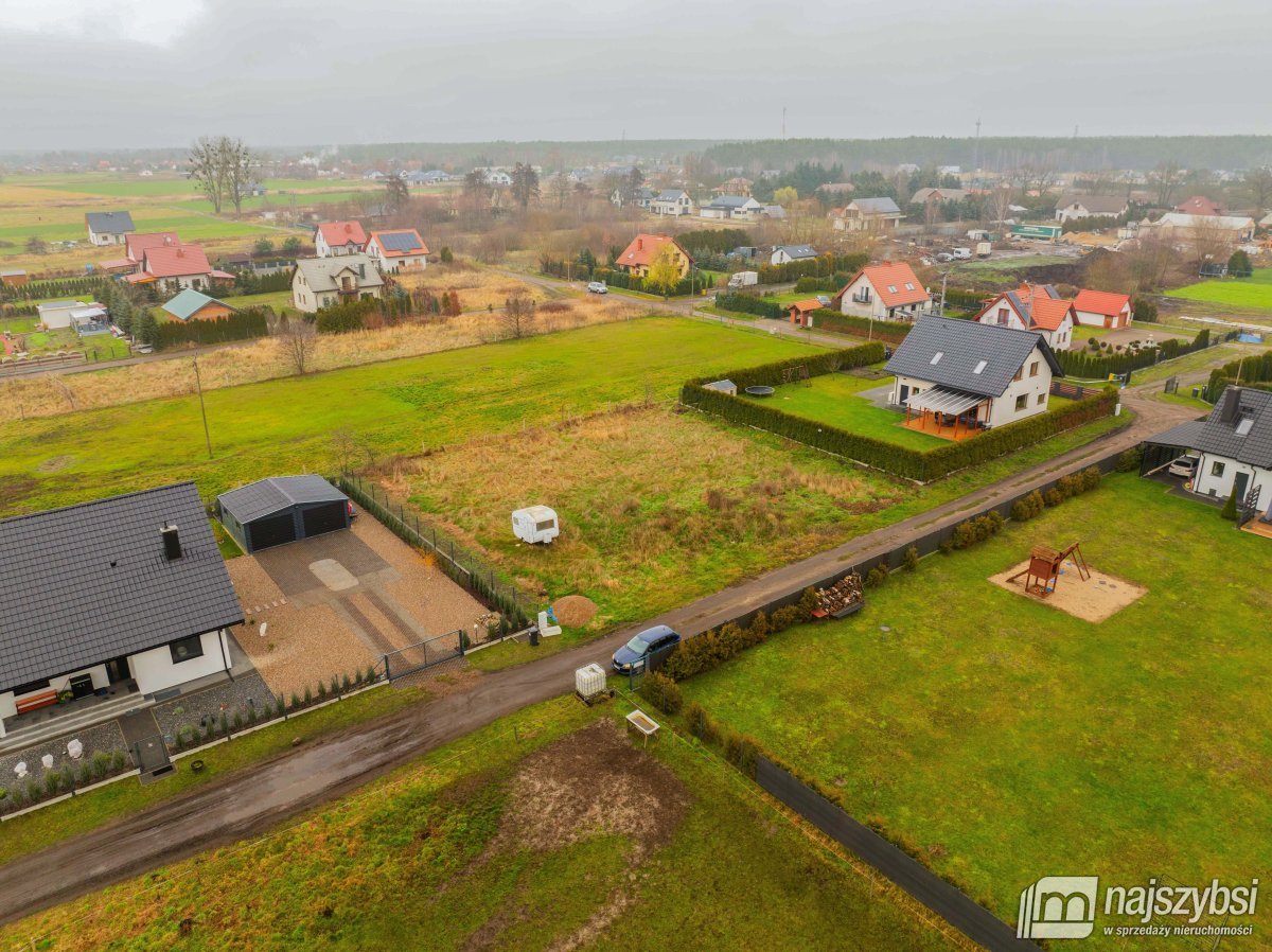 Kliniska Wielkie- 1000m2 z domem parterowym (10)