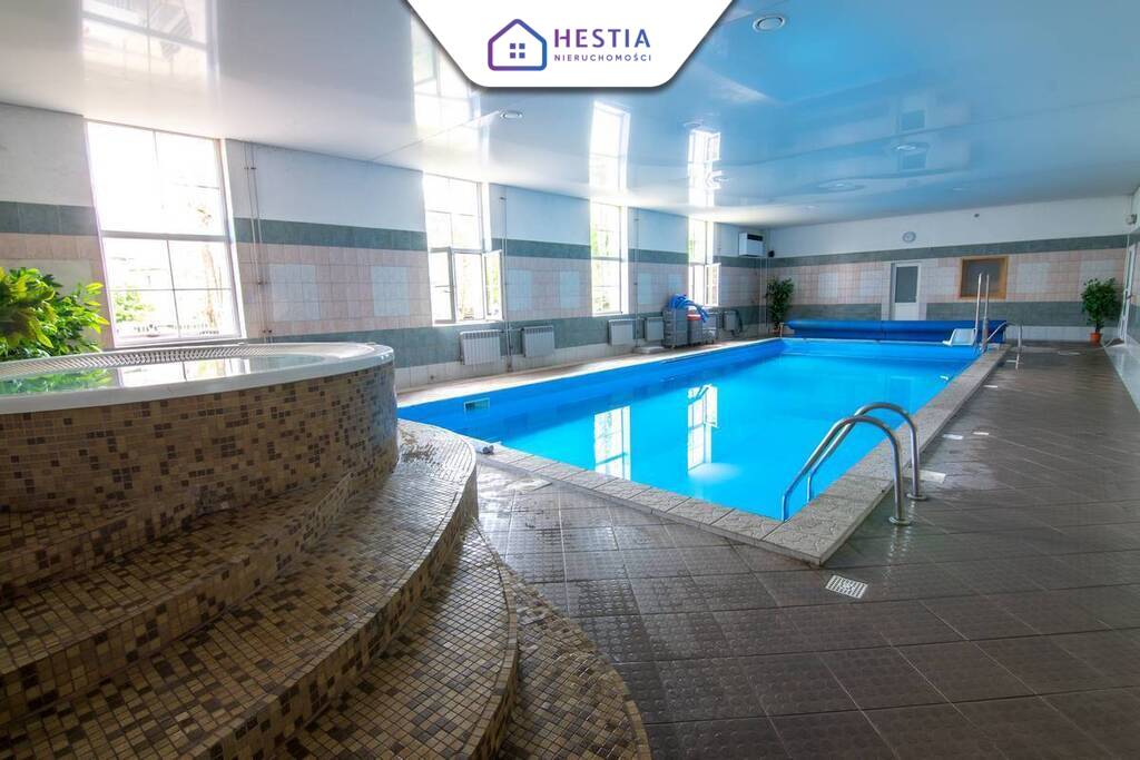 Kompleks Hotelowy z Basenem i SPA - Borne Sulinowo (2)