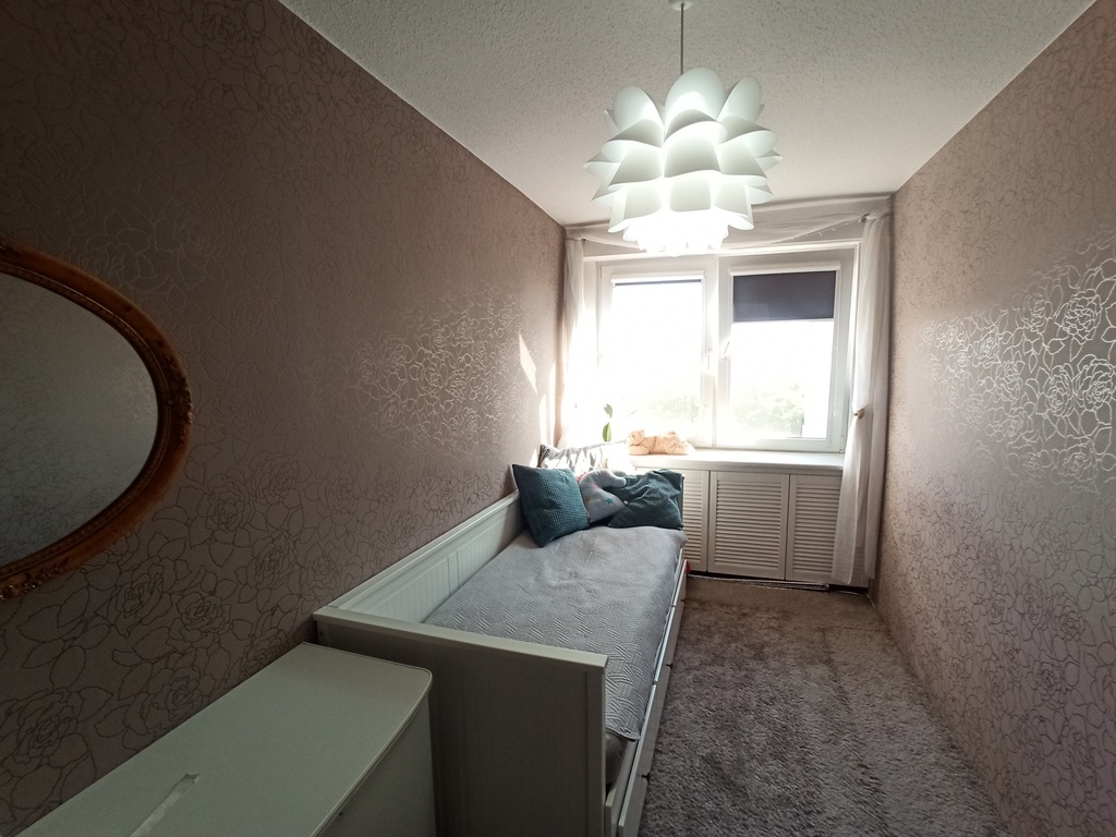Wyposażone 2 pokoje, odrębna kuchnia, balkon! (4)