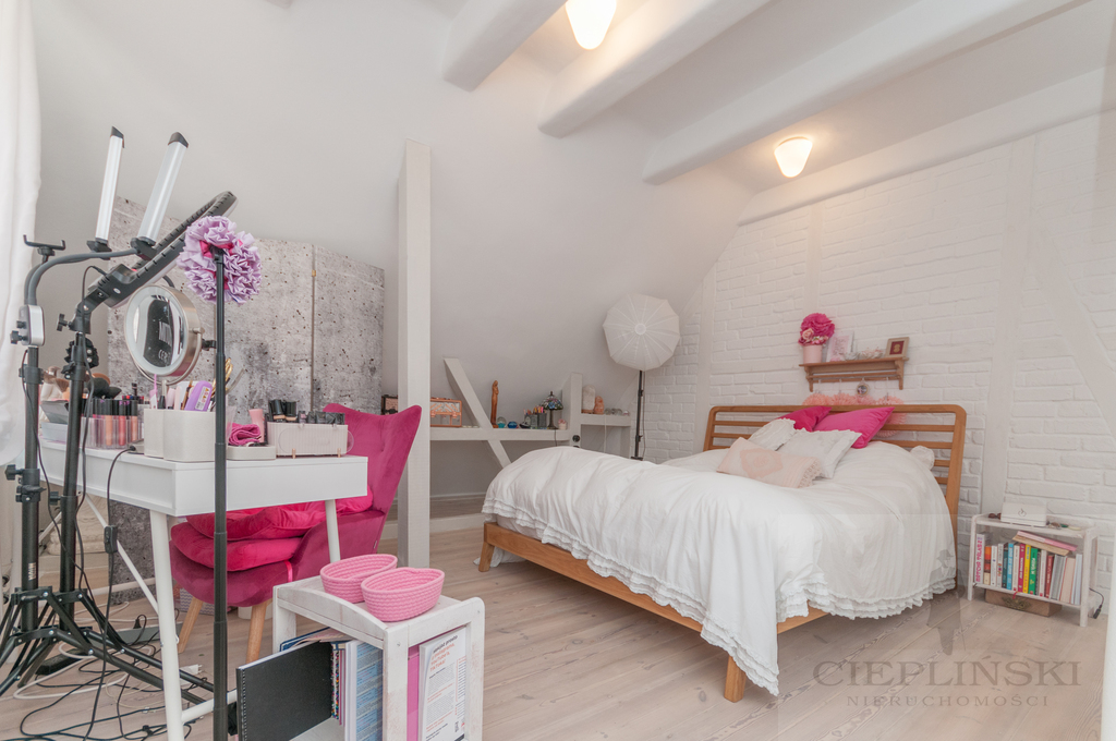 Wyjątkowa willa na Pogodnie | 318m2 | Dom z duszą (16)