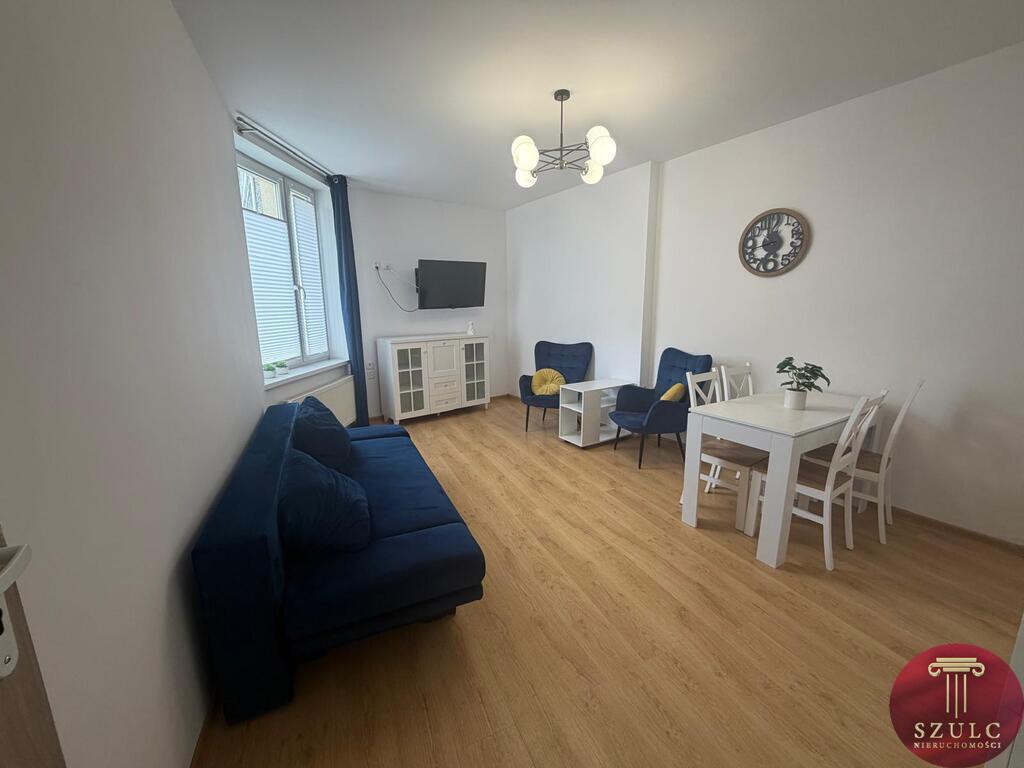 Mieszkanie 3 pokojowe z dużym ogródkiem w centrum. (1)