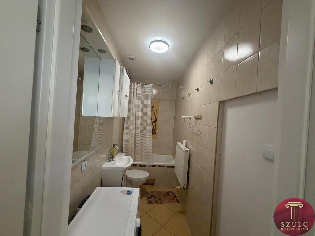 Mieszkanie 3 pokojowe z dużym ogródkiem w centrum. (4)