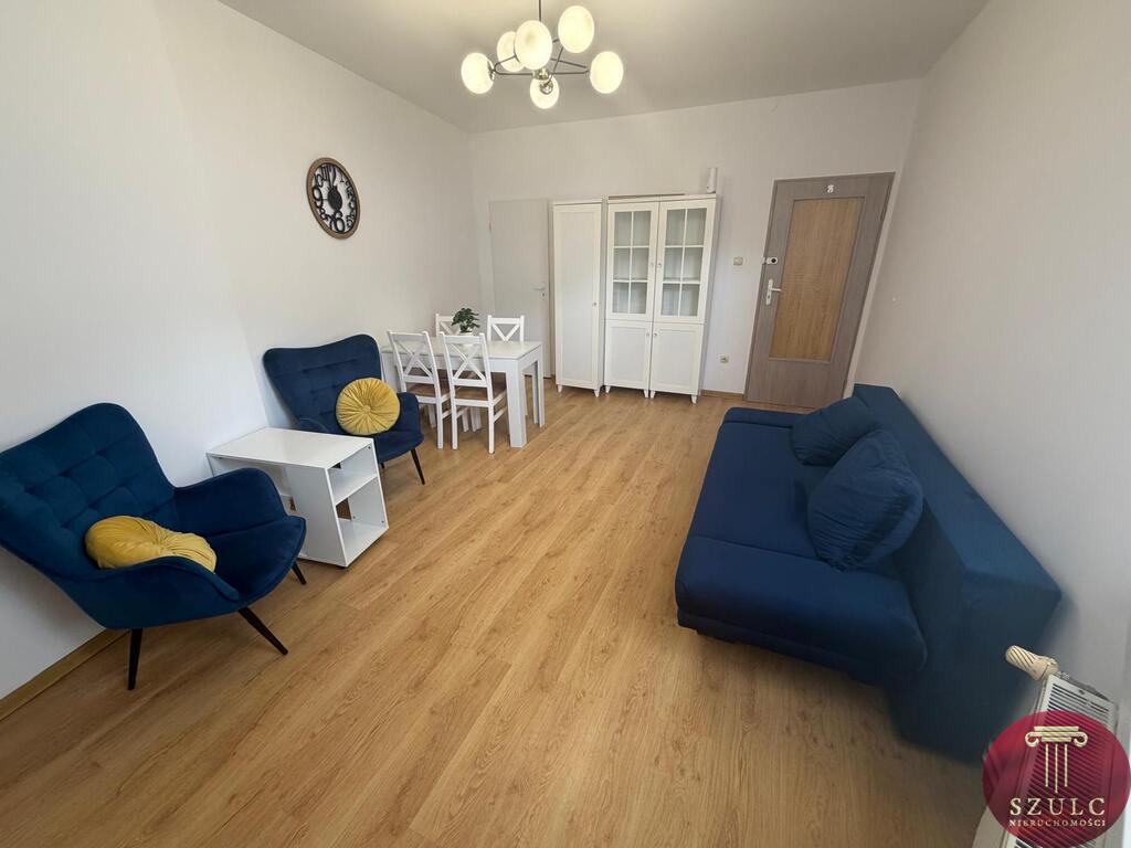 Mieszkanie 3 pokojowe z dużym ogródkiem w centrum. (5)
