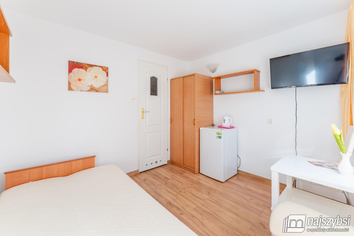 DŹWIRZYNO - GOTOWY BIZNES POKOJE NOCLEGOWE  (37)