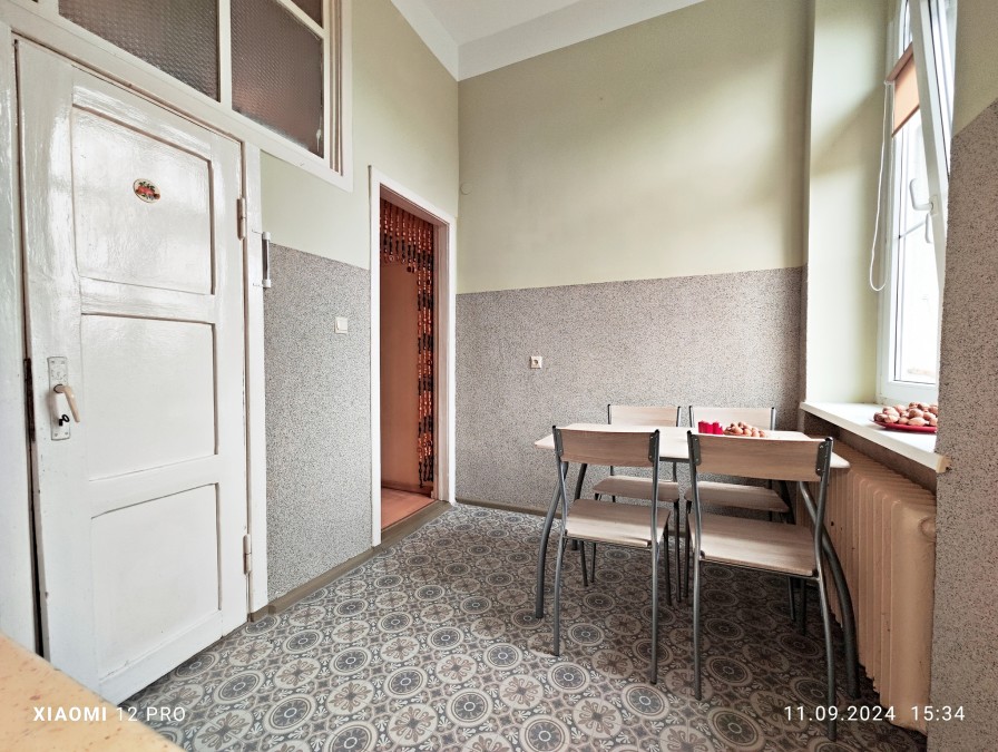 Piękna kamienica, świetna lokalizacja, dwa balkony (7)
