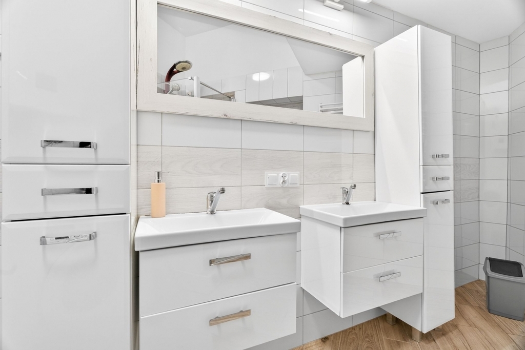 Pokój w ścisłym centrum przy Królowej Jadwigi! (6)