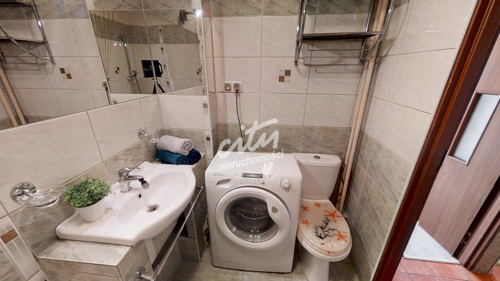 Centrum, 2 pokoje z balkonem (9)