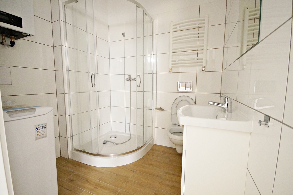 Mieszkanie 2 pokojowe w Centrum na Wynajem (9)