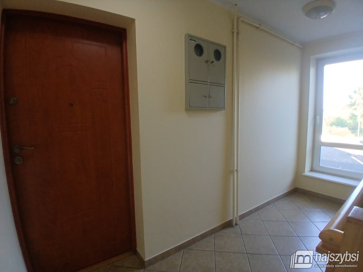 DOBRA-KAMIENICA Z LOKALEM I DWOMA MIESZKANIAMI (39)