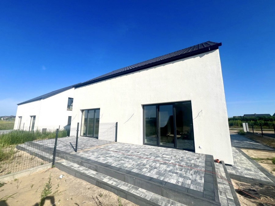 Nowoczesny bliźniak - Grzędzice  88 m2  425 m2 działki (5)