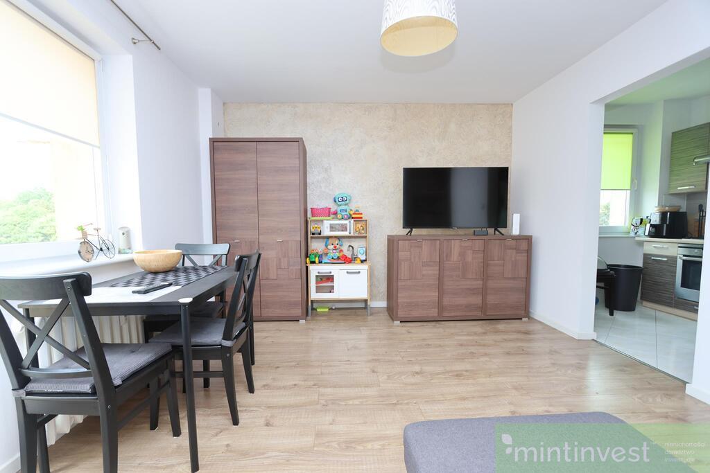 2 pokojowe mieszkanie z BALKONEM (2)