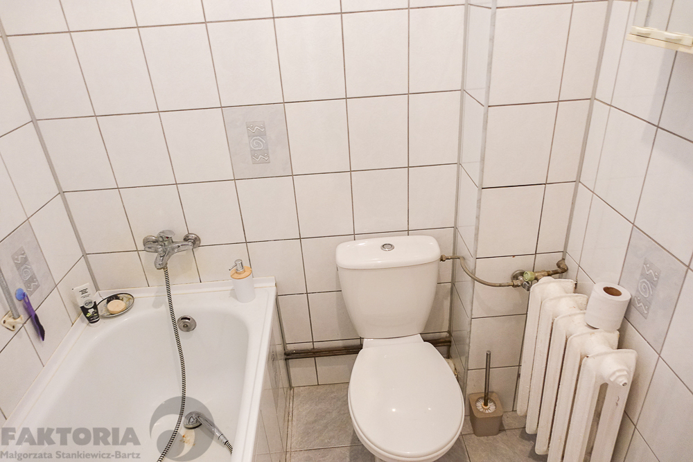Pogodno, 2 pokoje, oddzielna kuchnia, parter (26)
