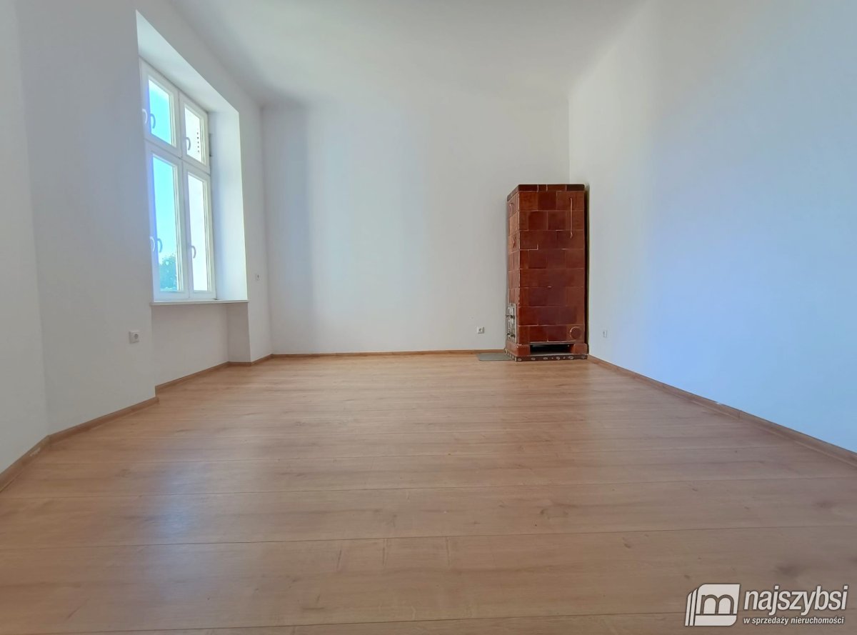 STARGARD - mieszkanie 140,1m2 w centrum! 5 pokoi   (10)