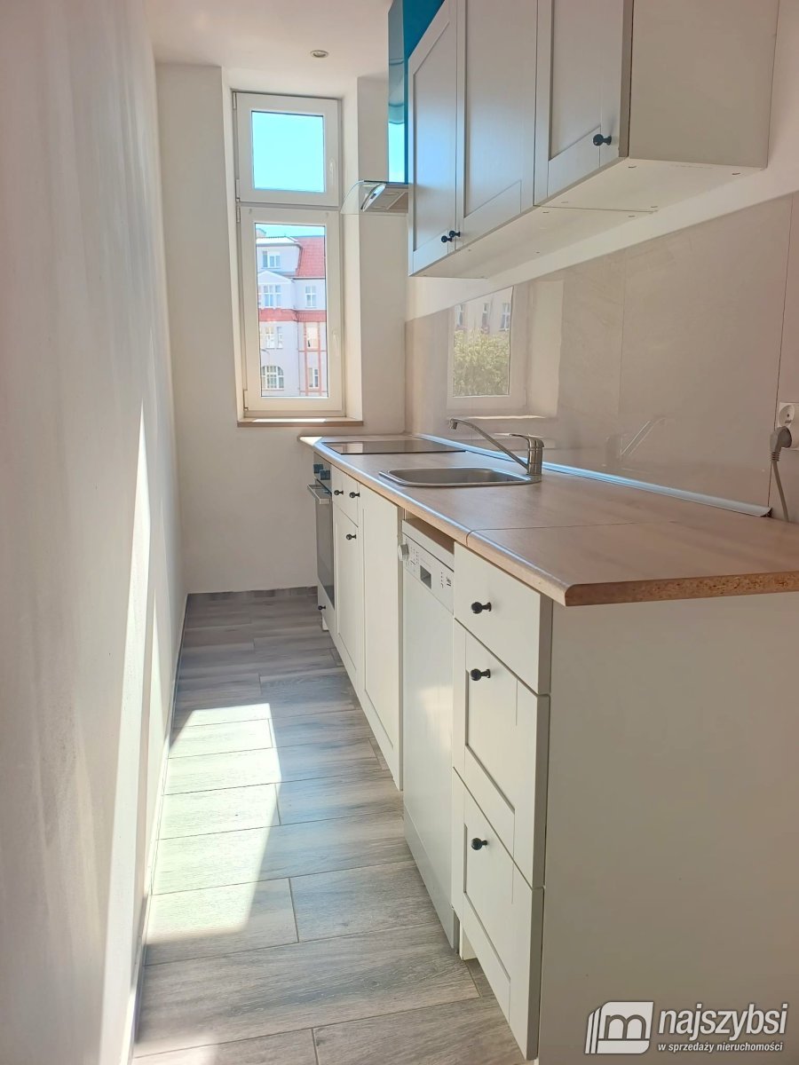 STARGARD - mieszkanie 140,1m2 w centrum! 5 pokoi   (4)