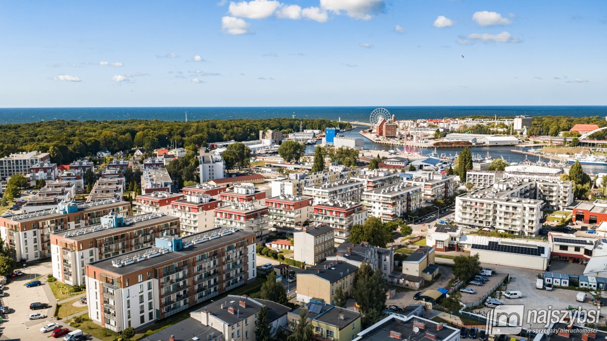 KOŁOBRZEG-APARTAMENT Z MIEJSCEM W HALI GARAŻOWEJ (23)