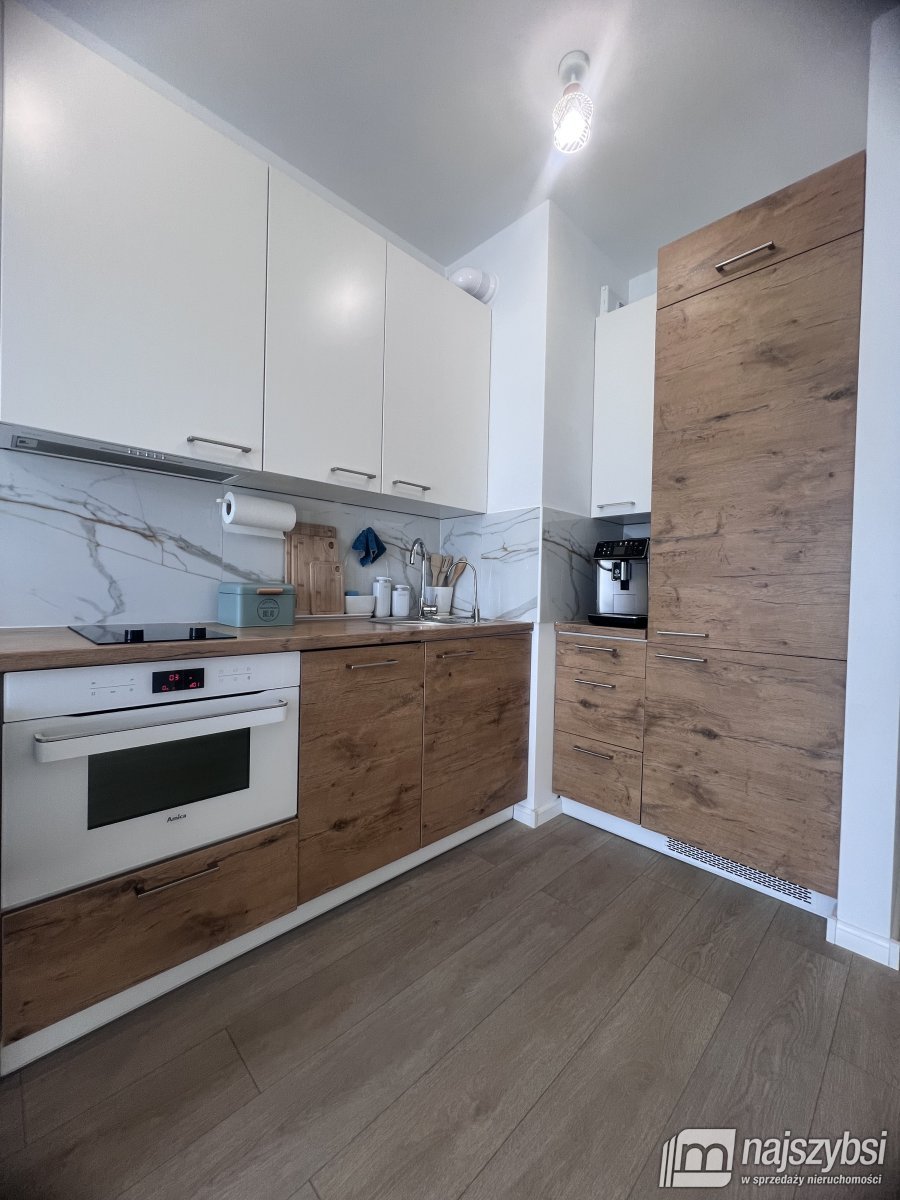 KOŁOBRZEG-APARTAMENT Z MIEJSCEM W HALI GARAŻOWEJ (4)