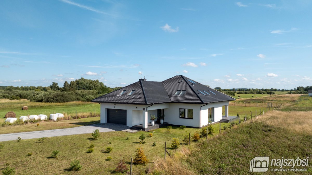 Kołobrzeg -  Stramnica-dwa domy w jednym (2)