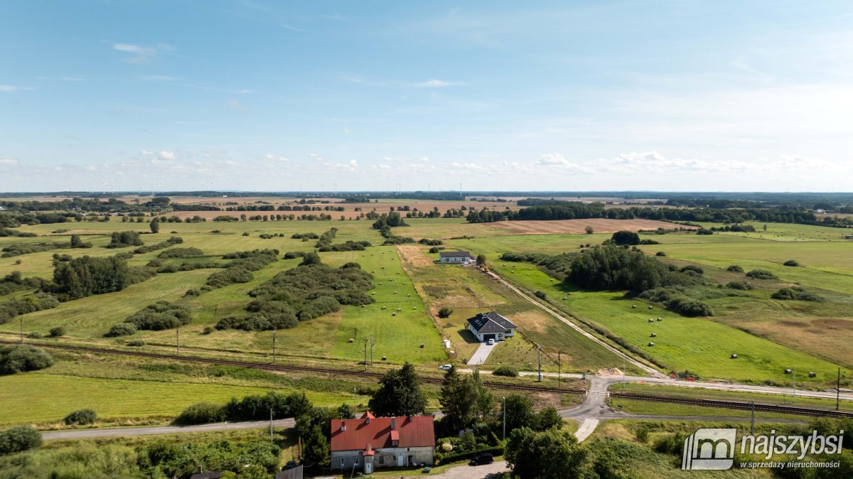 Kołobrzeg -  Stramnica-dwa domy w jednym (38)