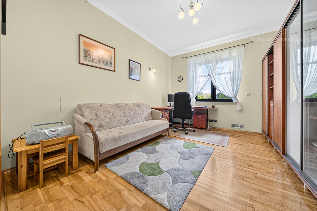 Wyjątkowy dom przy ścianie lasu - Bezrzecze (12)