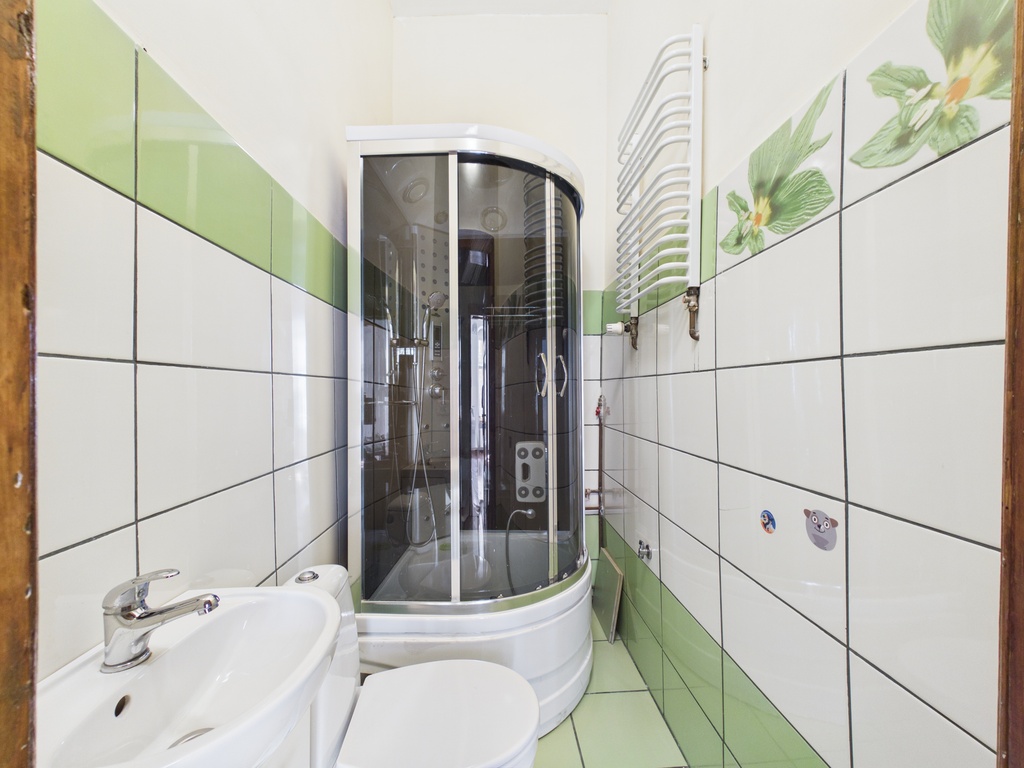 101m2 ul. Łokietka, I piętro, odnowiona kamienica (11)