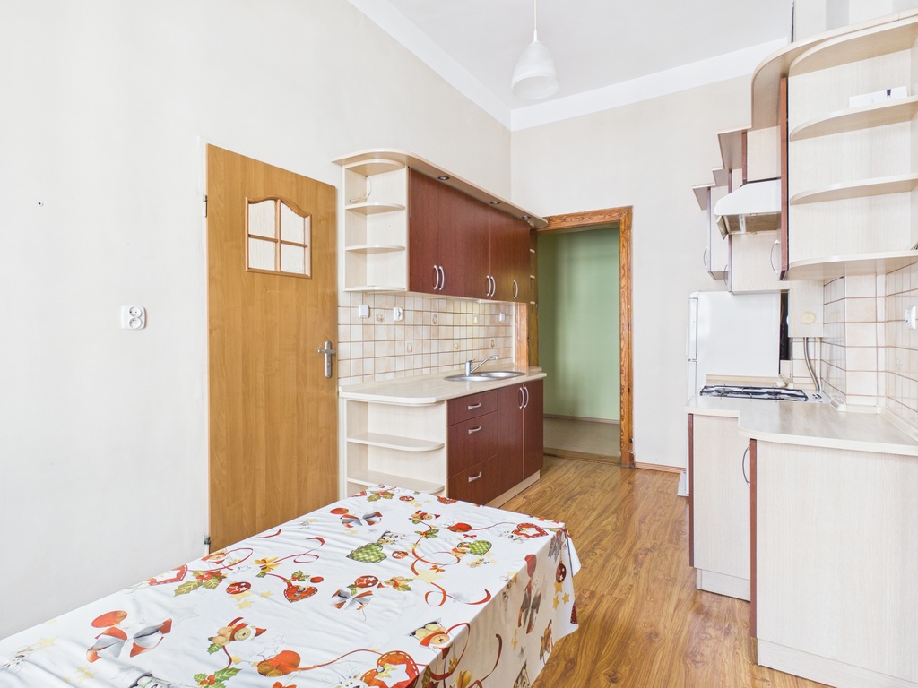 101m2 ul. Łokietka, I piętro, odnowiona kamienica (9)