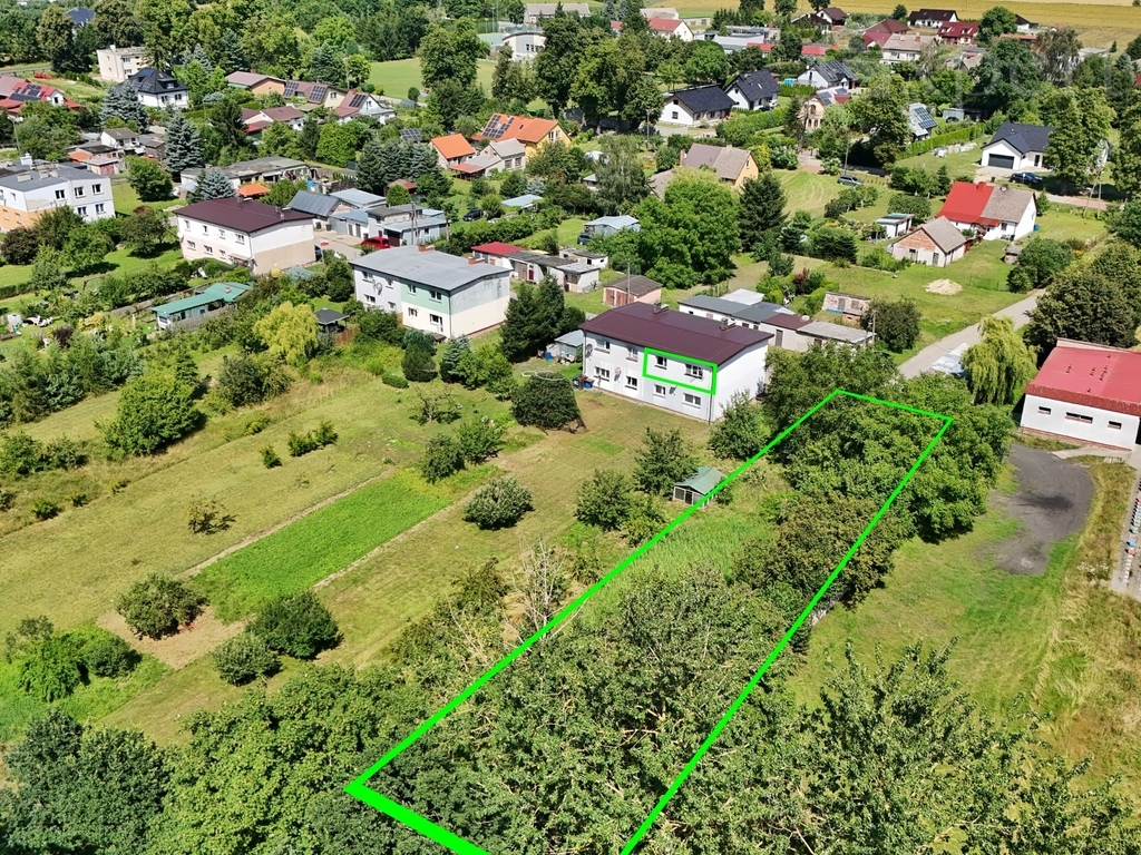 2-pokoje, ogród z altaną, garaż, piwnica (8)