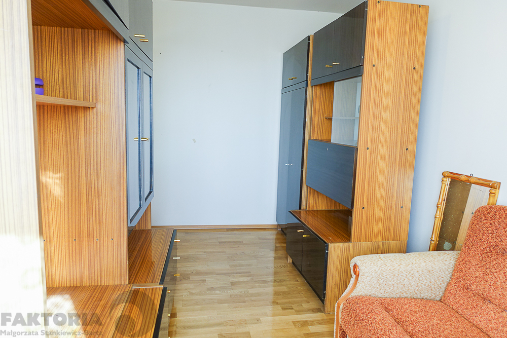 Pomorzany 4 pokoje, 74,59 m2, balkon IV p. widok, (14)