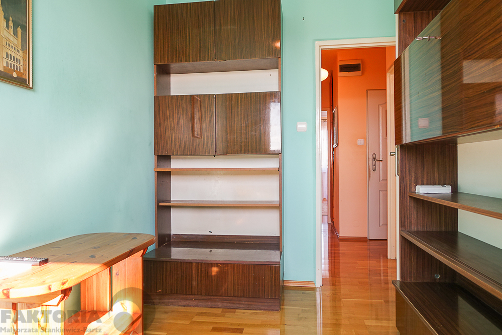 Pomorzany 4 pokoje, 74,59 m2, balkon IV p. widok, (20)